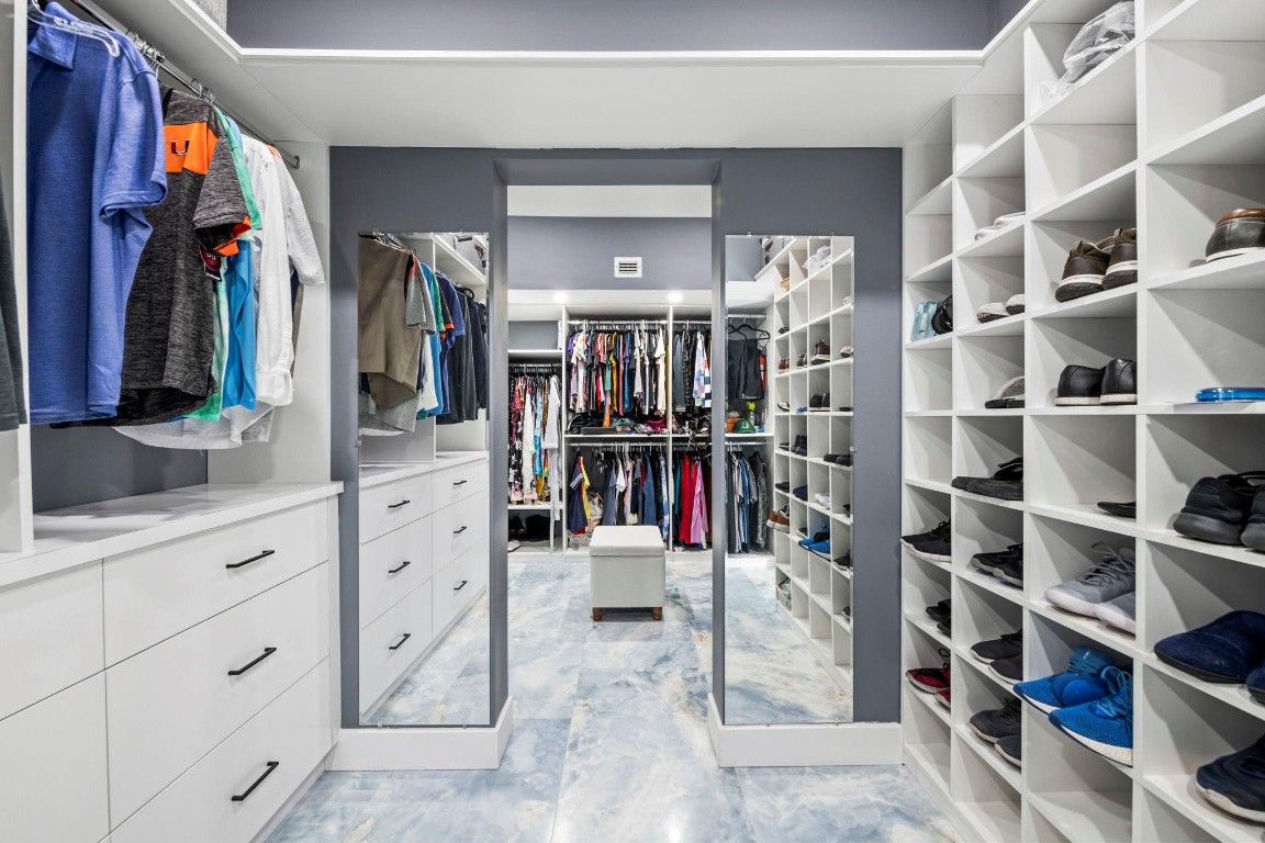 Windswept Club Condo - Residential Income