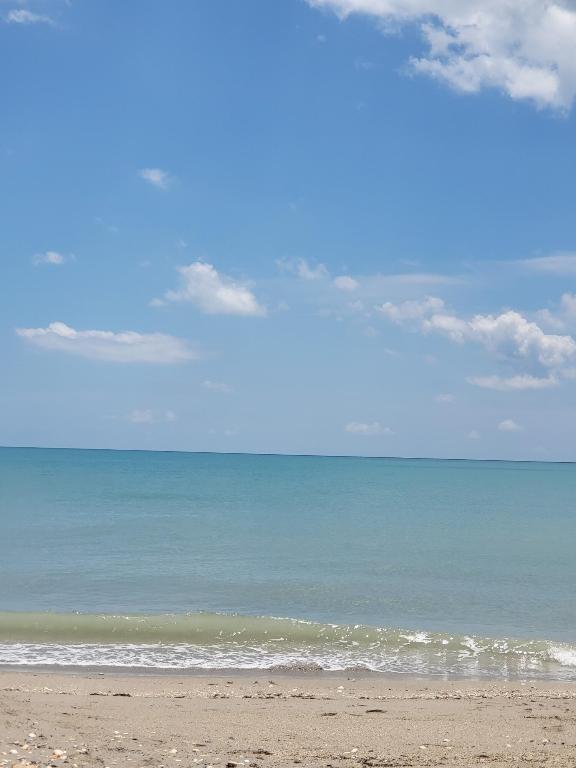 ISLAND BEACH CLUB, A CONDOMINIUM - Residential