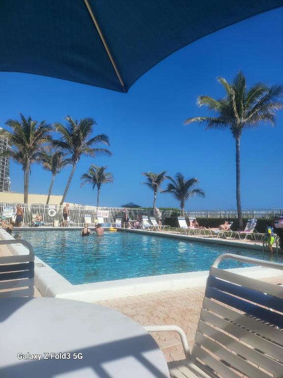 ISLAND BEACH CLUB, A CONDOMINIUM - Residential