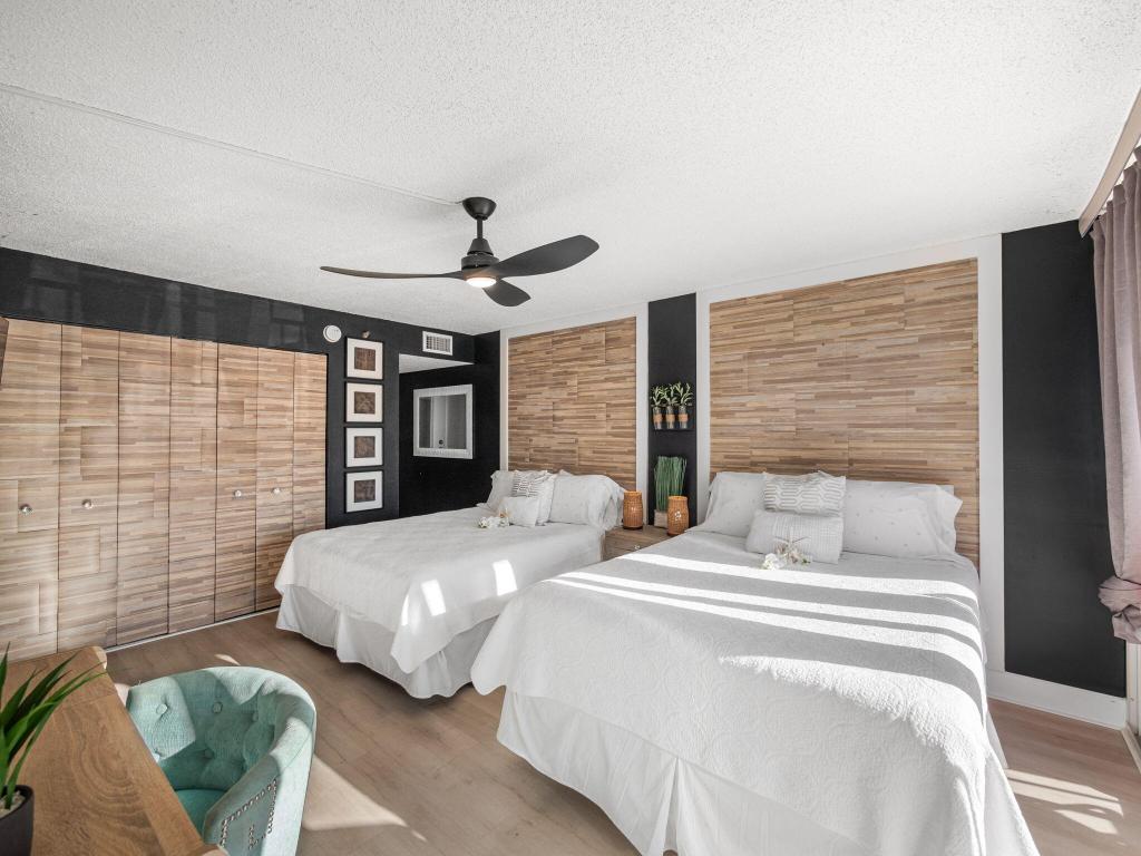 ISLAND BEACH CLUB, A CONDOMINIUM - Residential