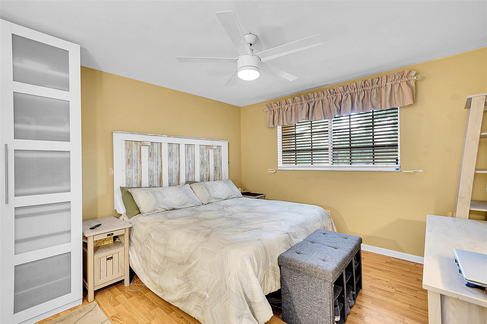 Chateau De Ville - Residential