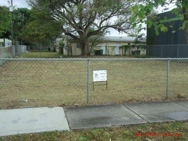 1050 PHIPPEN WAITERS Road