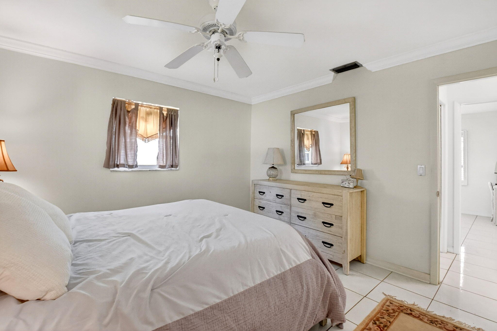 PALM BEACH LEISUREVILLE SEC 2 - Residential