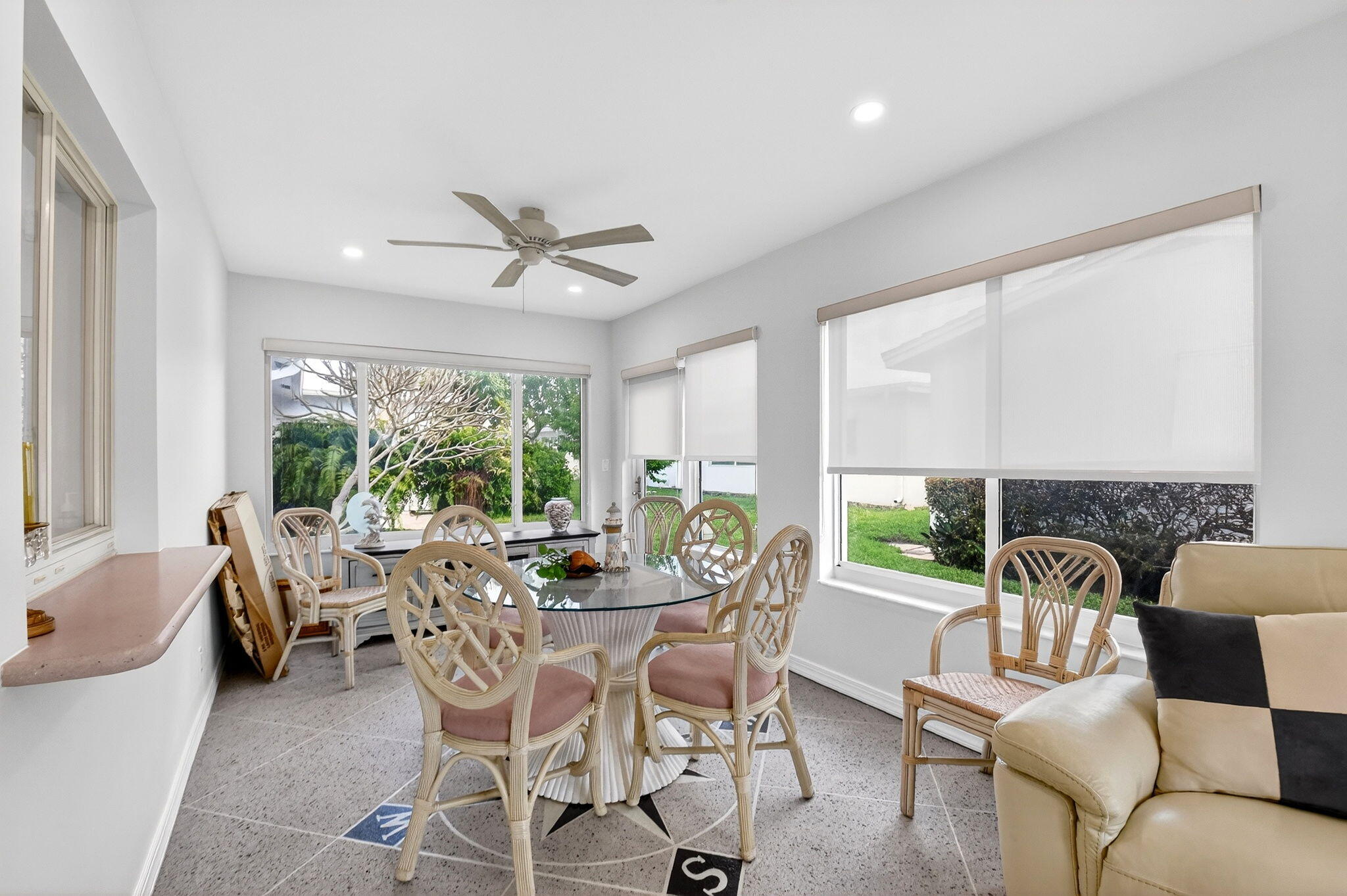 PALM BEACH LEISUREVILLE SEC 2 - Residential