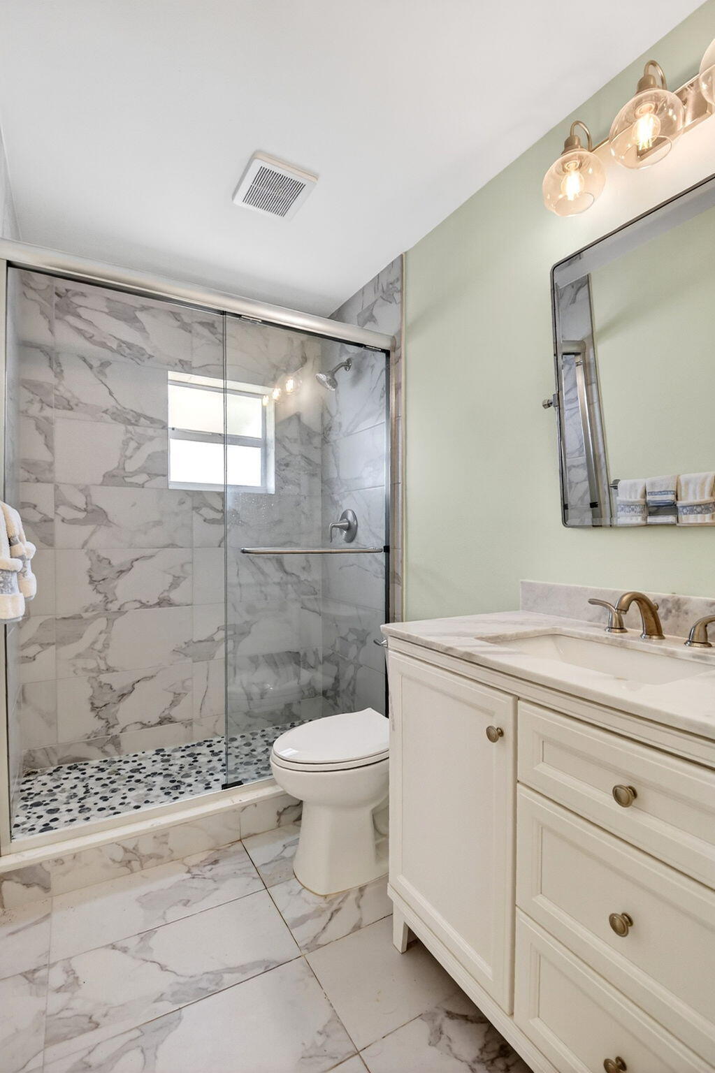 PALM BEACH LEISUREVILLE SEC 2 - Residential