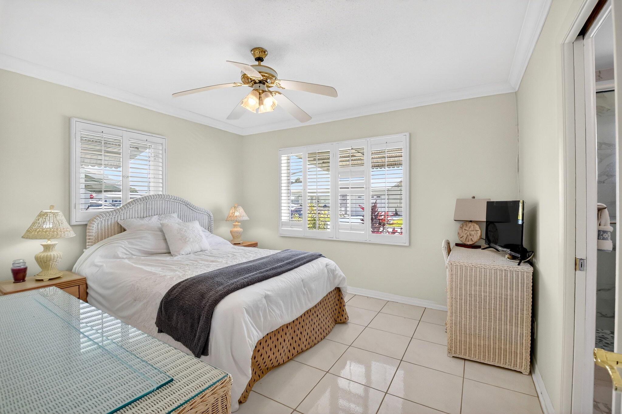 PALM BEACH LEISUREVILLE SEC 2 - Residential