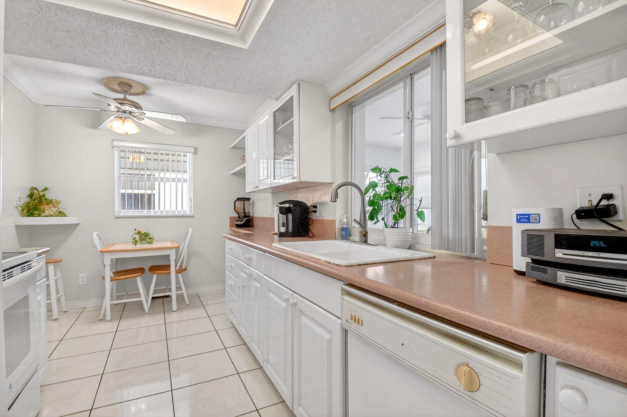 PALM BEACH LEISUREVILLE SEC 2 - Residential