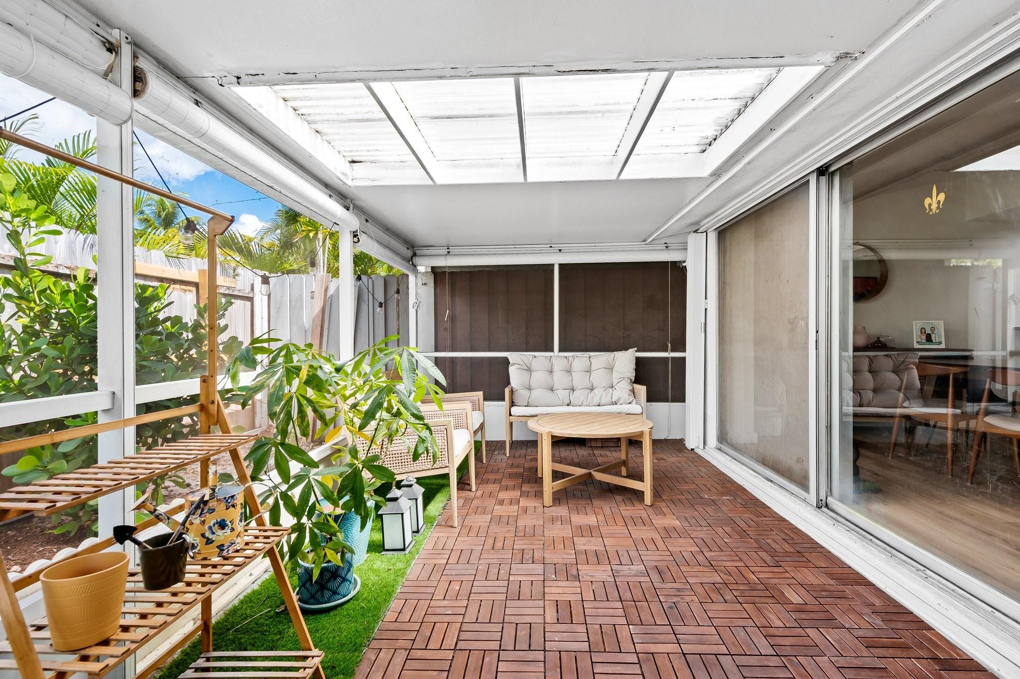 CORAL RIDGE ISLES - Residential Lease