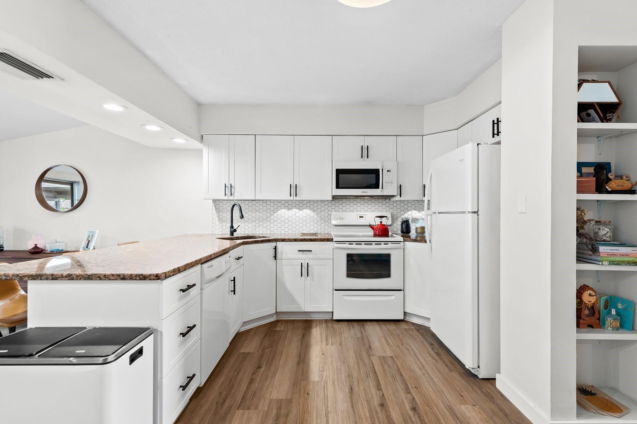 CORAL RIDGE ISLES - Residential Lease