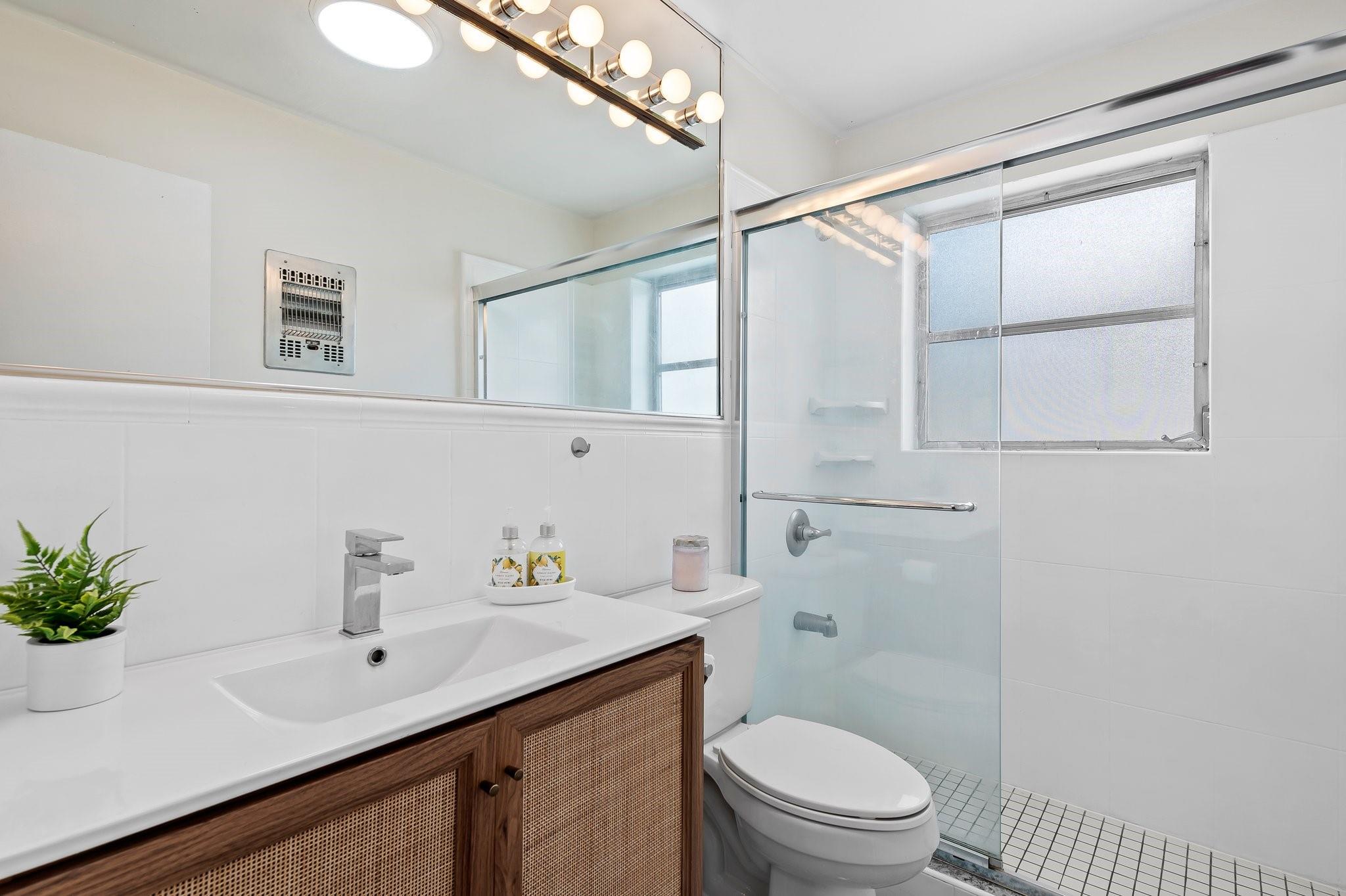 CORAL RIDGE ISLES - Residential Lease