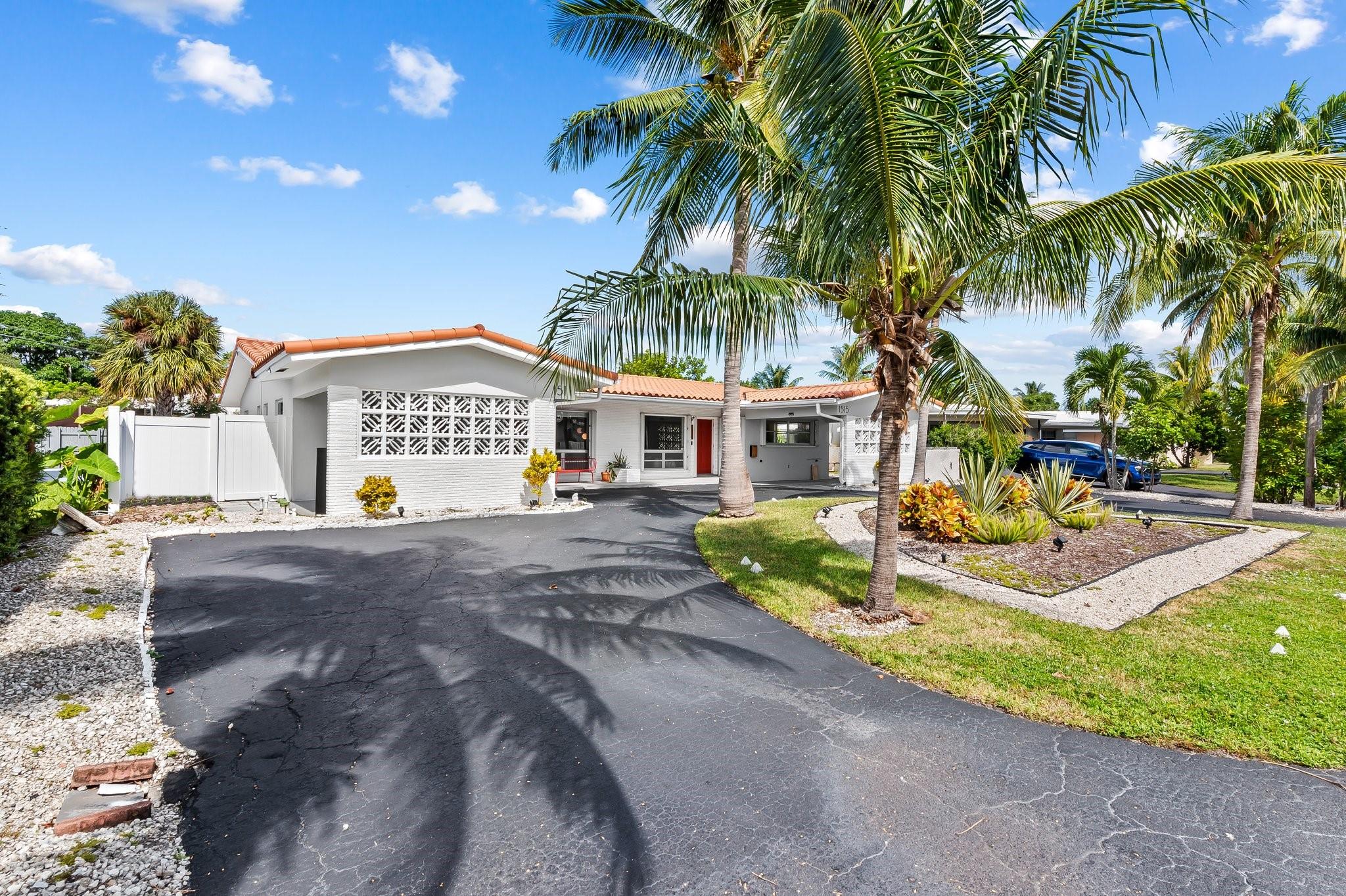 CORAL RIDGE ISLES - Residential Lease