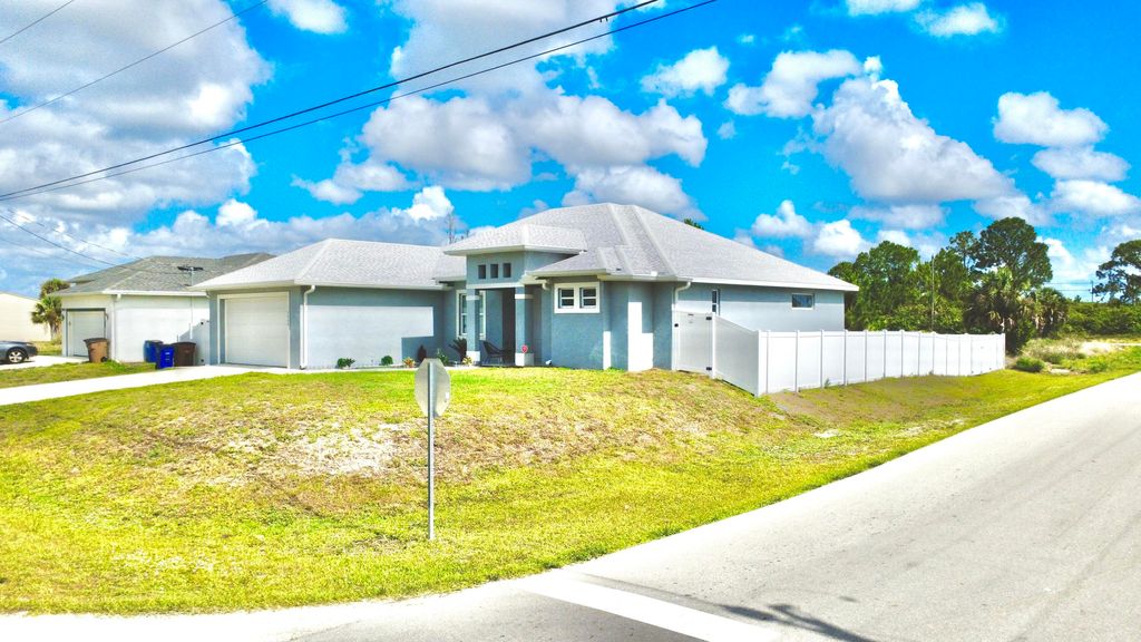 Photo of 3900 SW 21st St Street SW, Lehigh Acres, FL 33976 (MLS # B26032536)