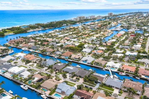Tiny photo for 2820 NE 47th Street, Lighthouse Point, FL 33064 (MLS # B26074281)