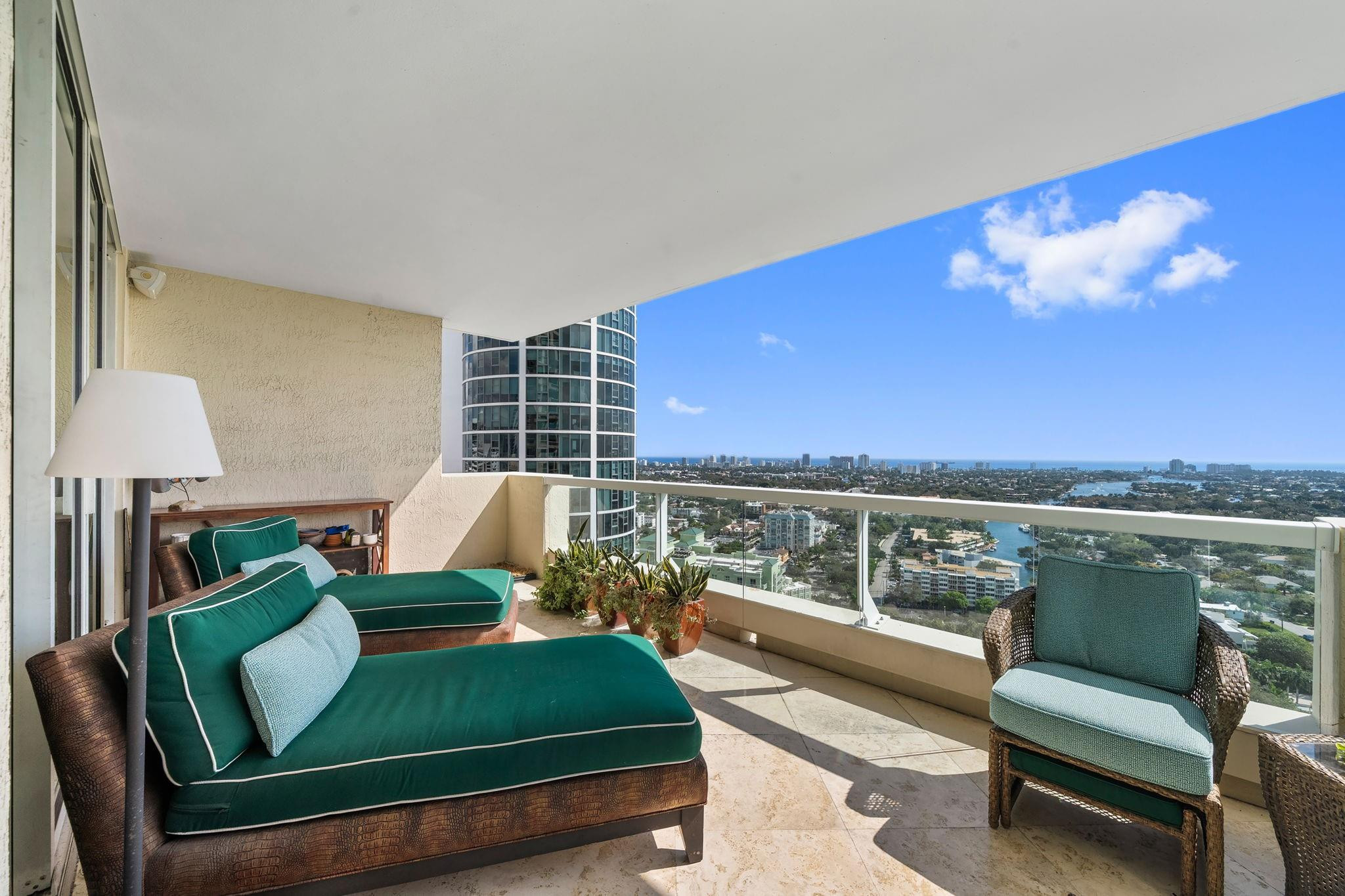 LAS OLAS GRAND - Residential