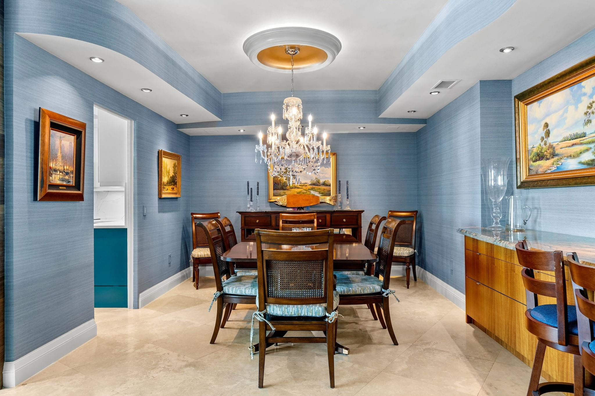 411 N New River Drive 2903