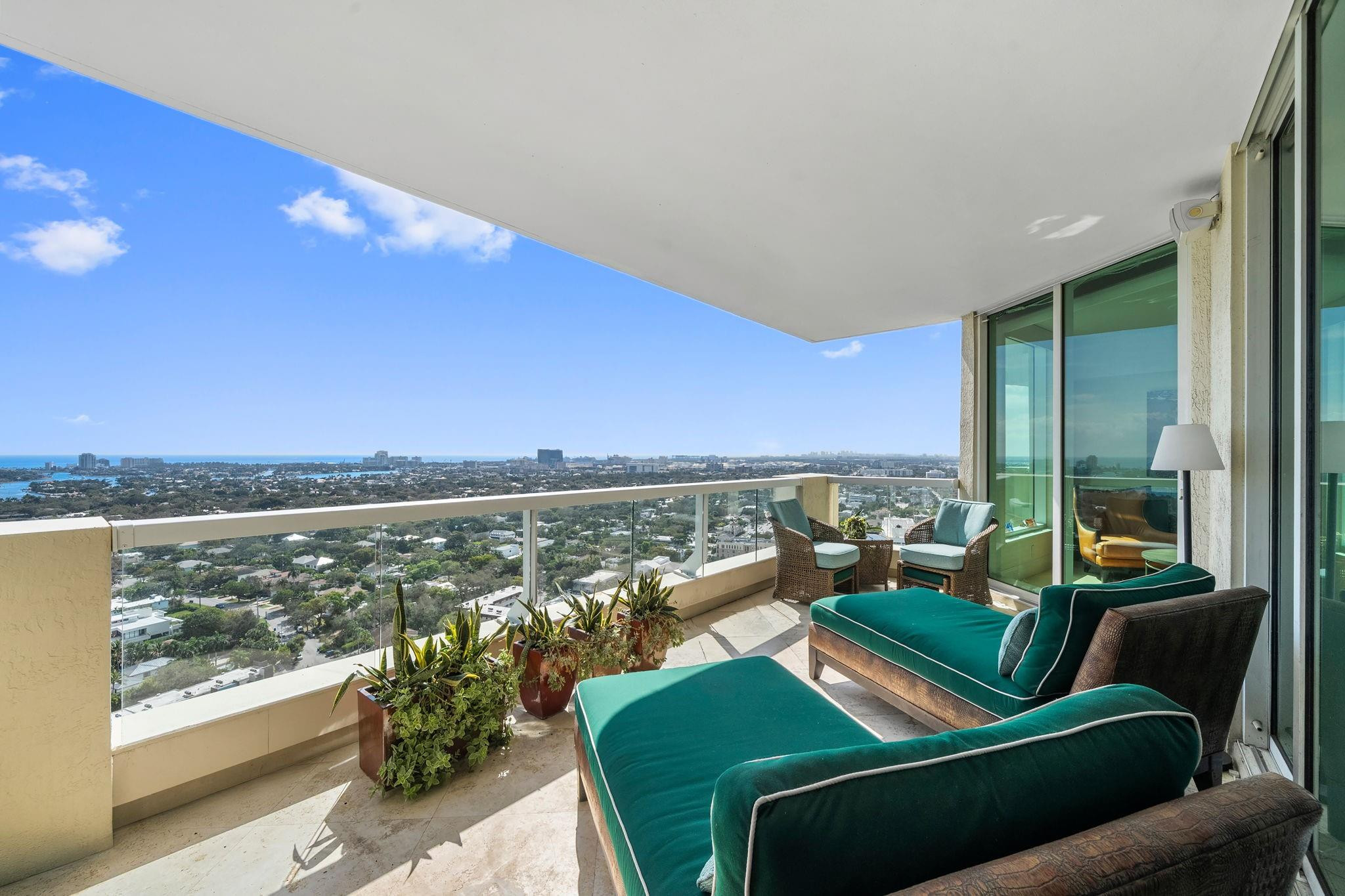 LAS OLAS GRAND - Residential