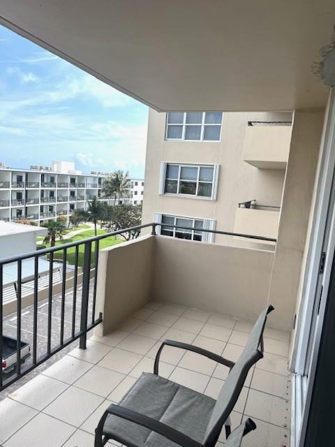 Royal Coast - Residential