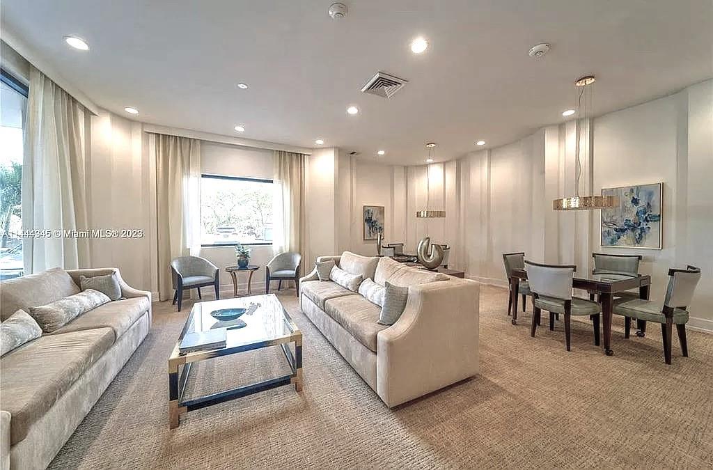 Royal Coast - Residential