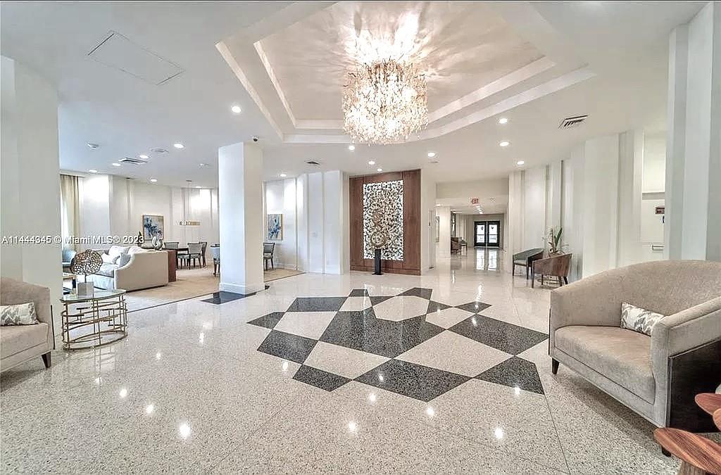 Royal Coast - Residential
