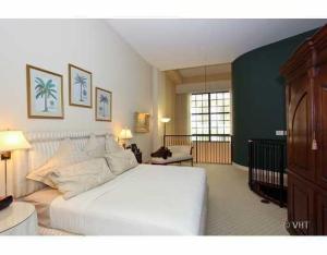 ONE CITY PLAZA CONDO - Residential Lease