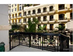 ONE CITY PLAZA CONDO - Residential Lease