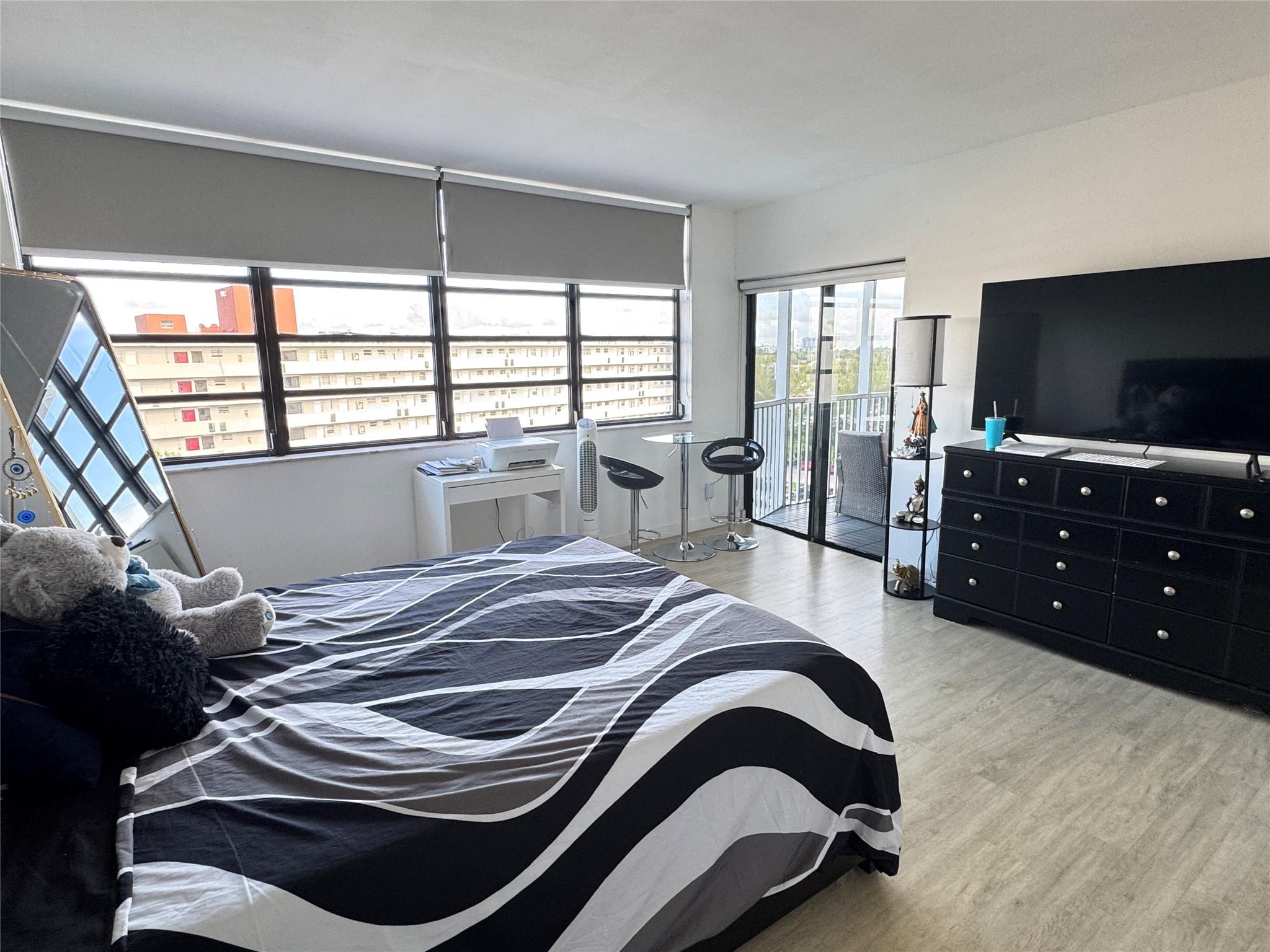 Jade Winds - Residential