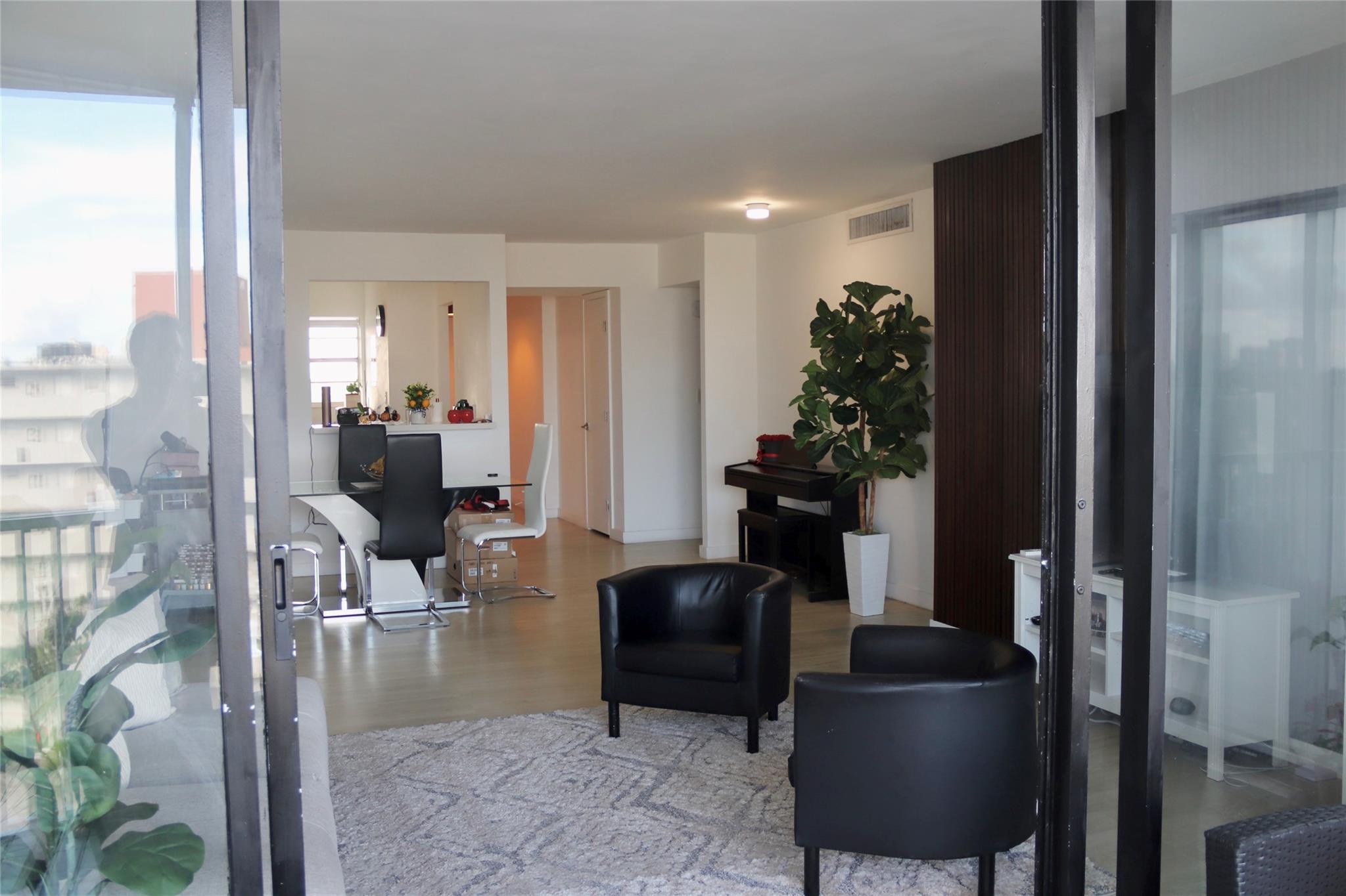 Jade Winds - Residential