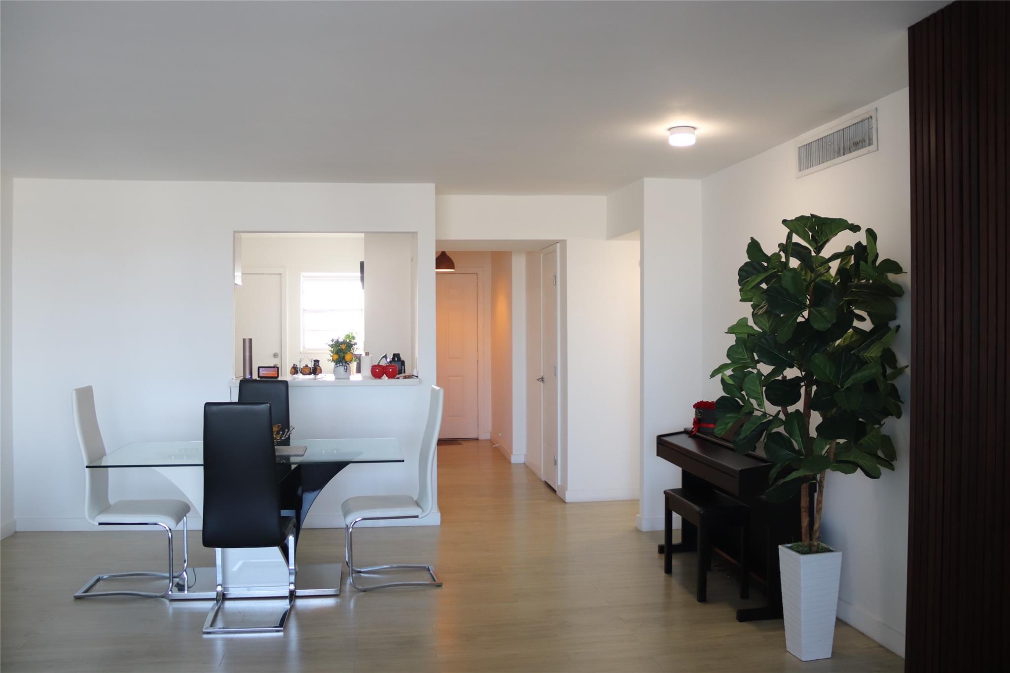 Jade Winds - Residential