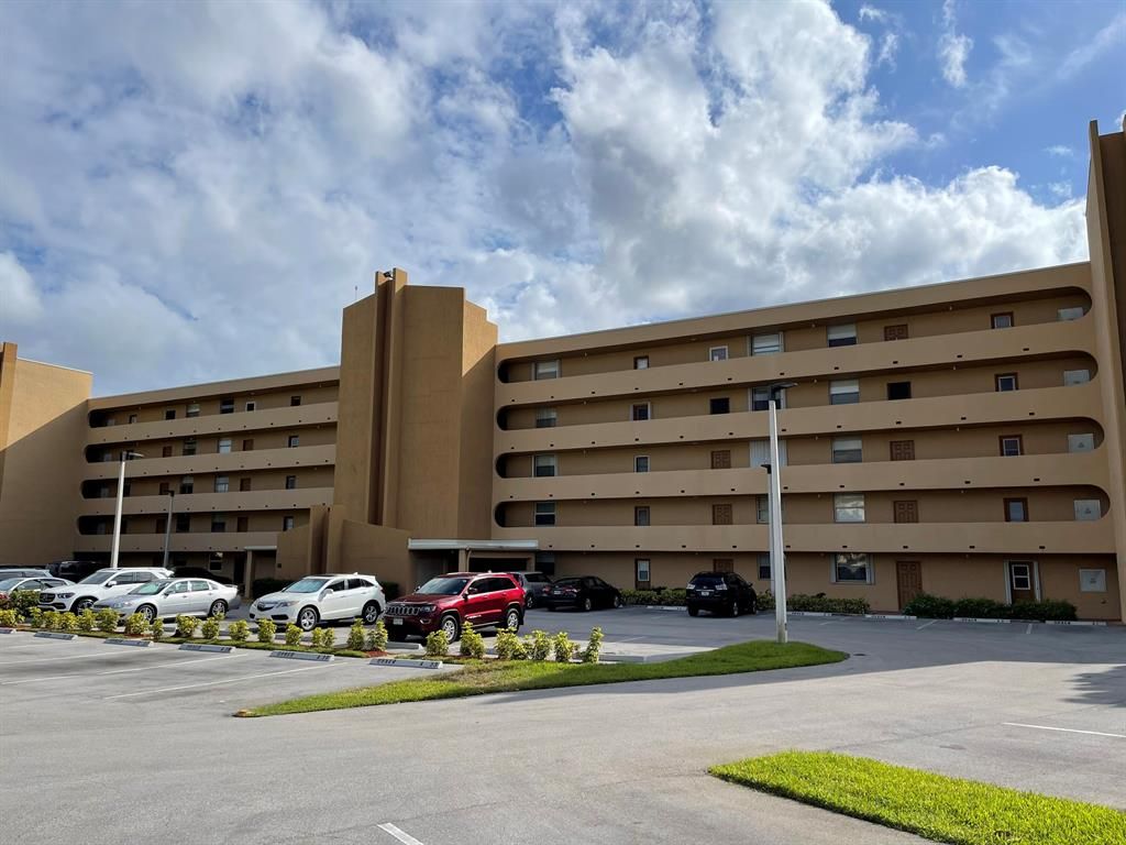 Photo of 5301 NW 2nd Avenue #Ph-E, Boca Raton, FL 33487 (MLS # R10717378)