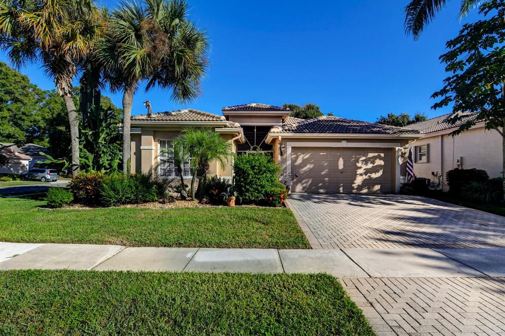 Photo of 11781 Castellon Court, Boynton Beach, FL 33437 (MLS # R10841907)