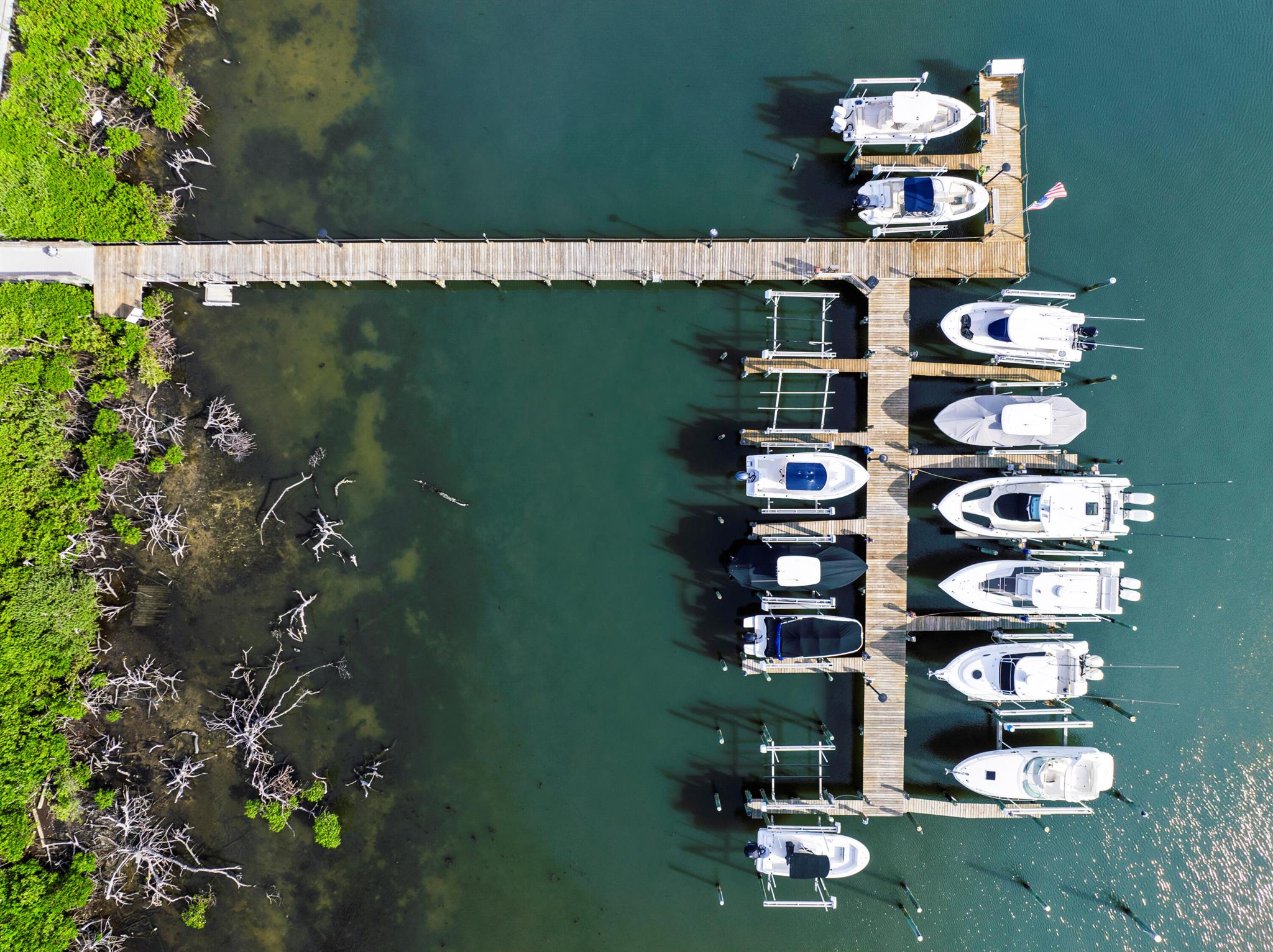 Jensen Beach, Florida 34957, United States, 2 Bedrooms Bedrooms, ,2 BathroomsBathrooms,Residential,Active,207896