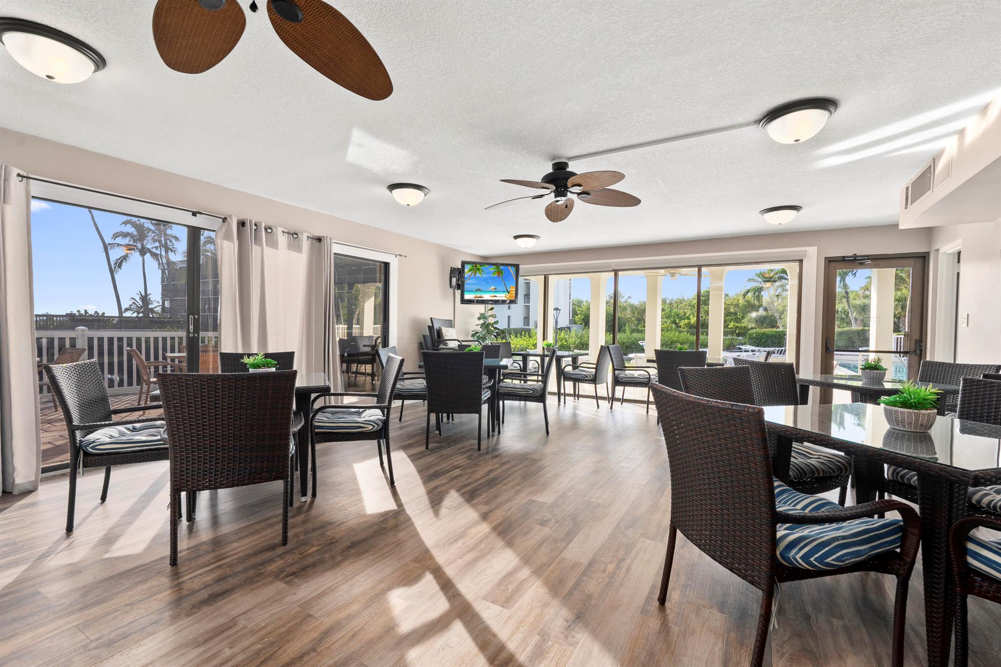 Jensen Beach, Florida 34957, United States, 2 Bedrooms Bedrooms, ,2 BathroomsBathrooms,Residential,Active,207896