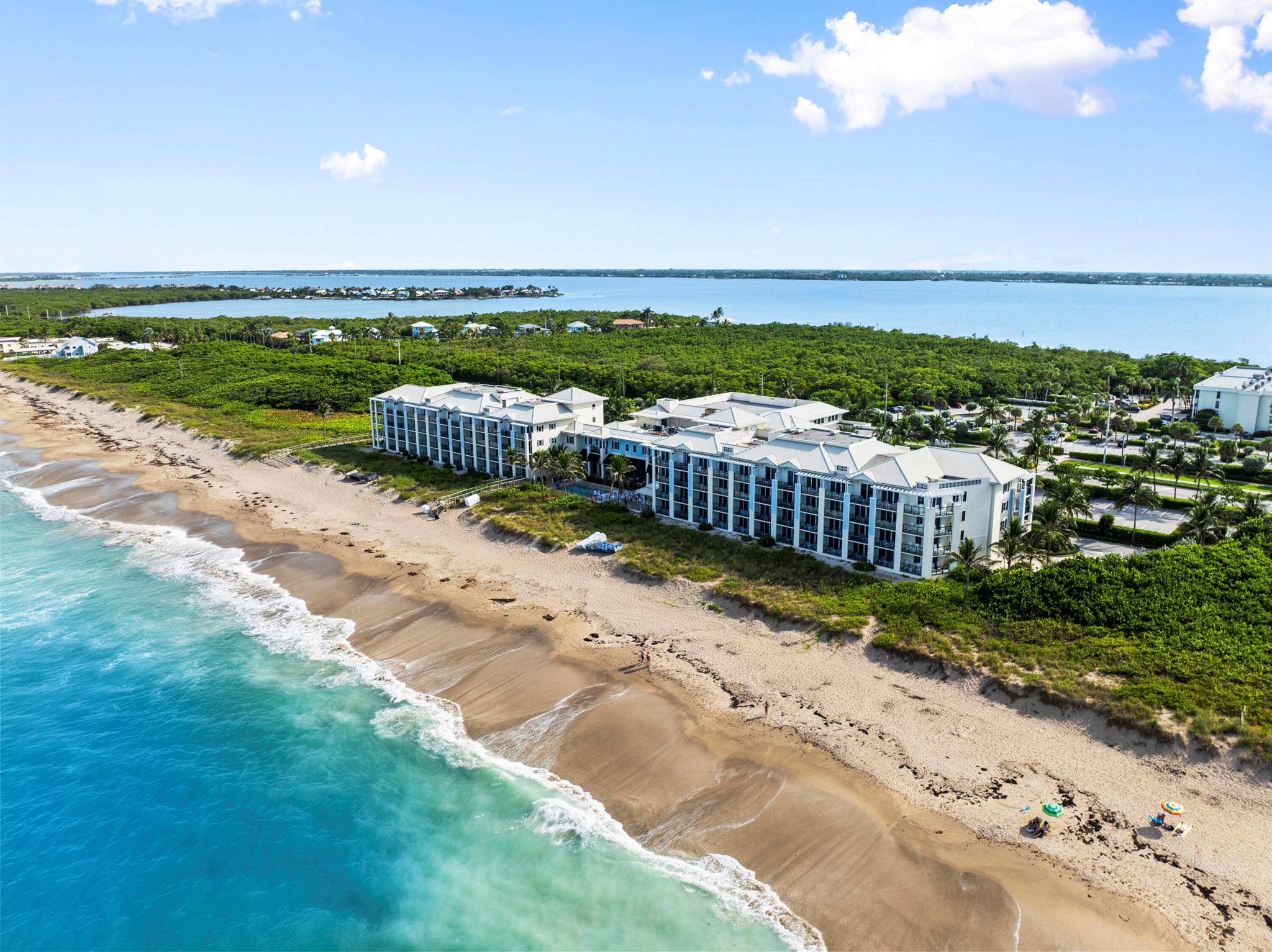 Jensen Beach, Florida 34957, United States, 2 Bedrooms Bedrooms, ,2 BathroomsBathrooms,Residential,Active,207896