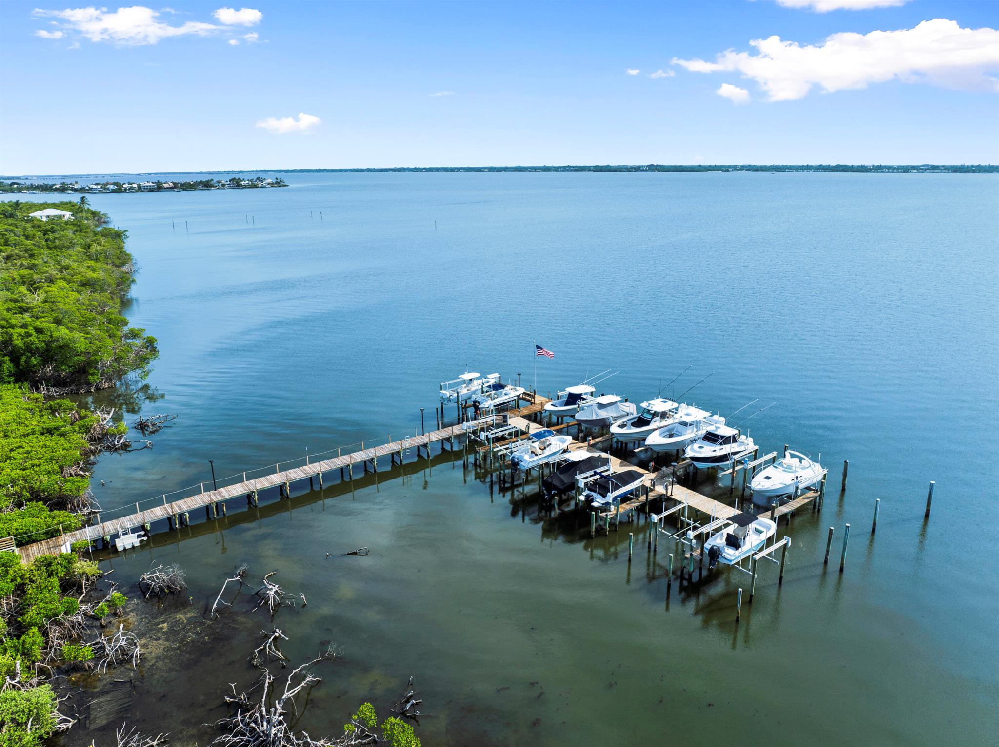 Jensen Beach, Florida 34957, United States, 2 Bedrooms Bedrooms, ,2 BathroomsBathrooms,Residential,Active,207896