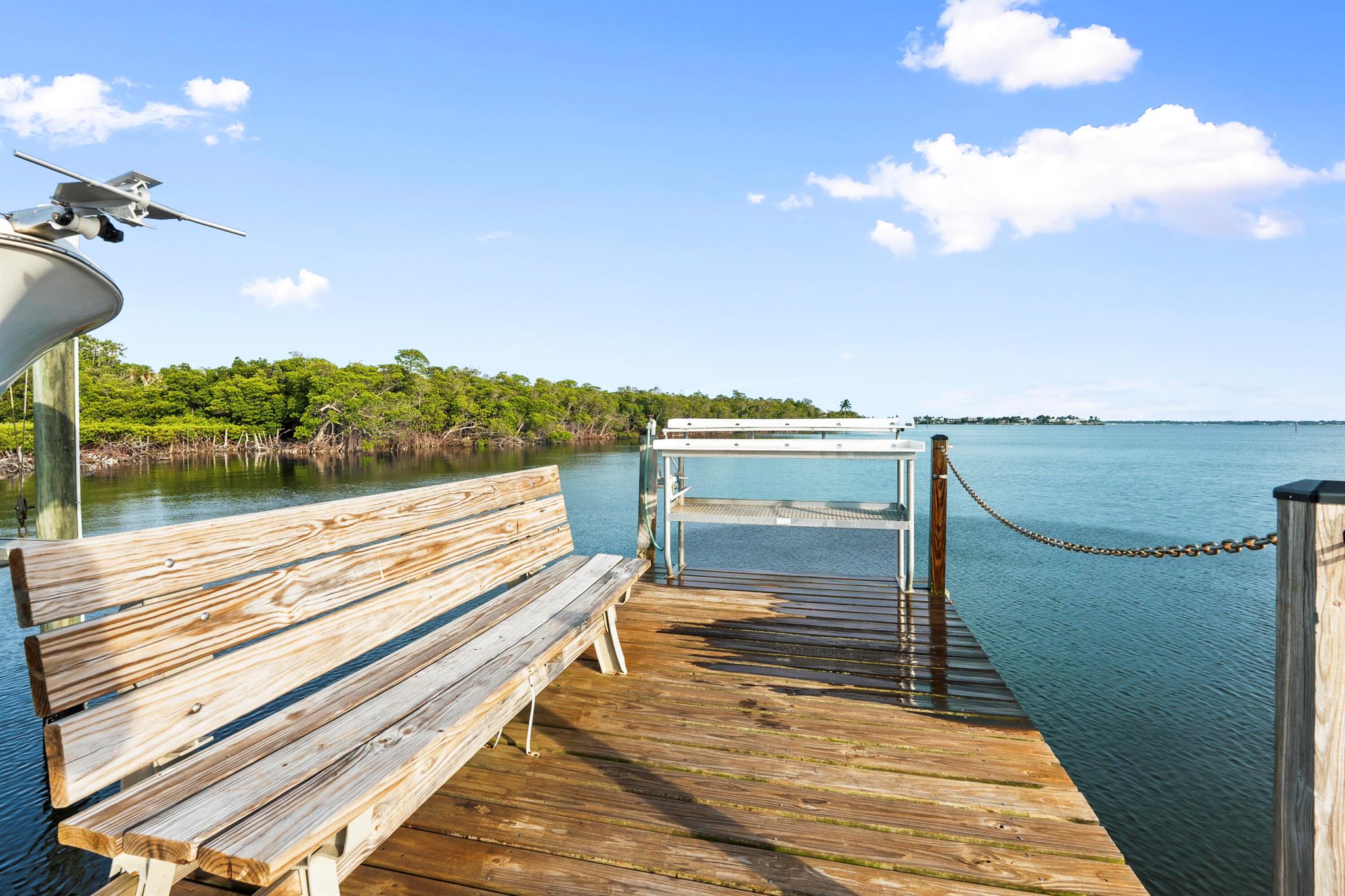 Jensen Beach, Florida 34957, United States, 2 Bedrooms Bedrooms, ,2 BathroomsBathrooms,Residential,Active,207896