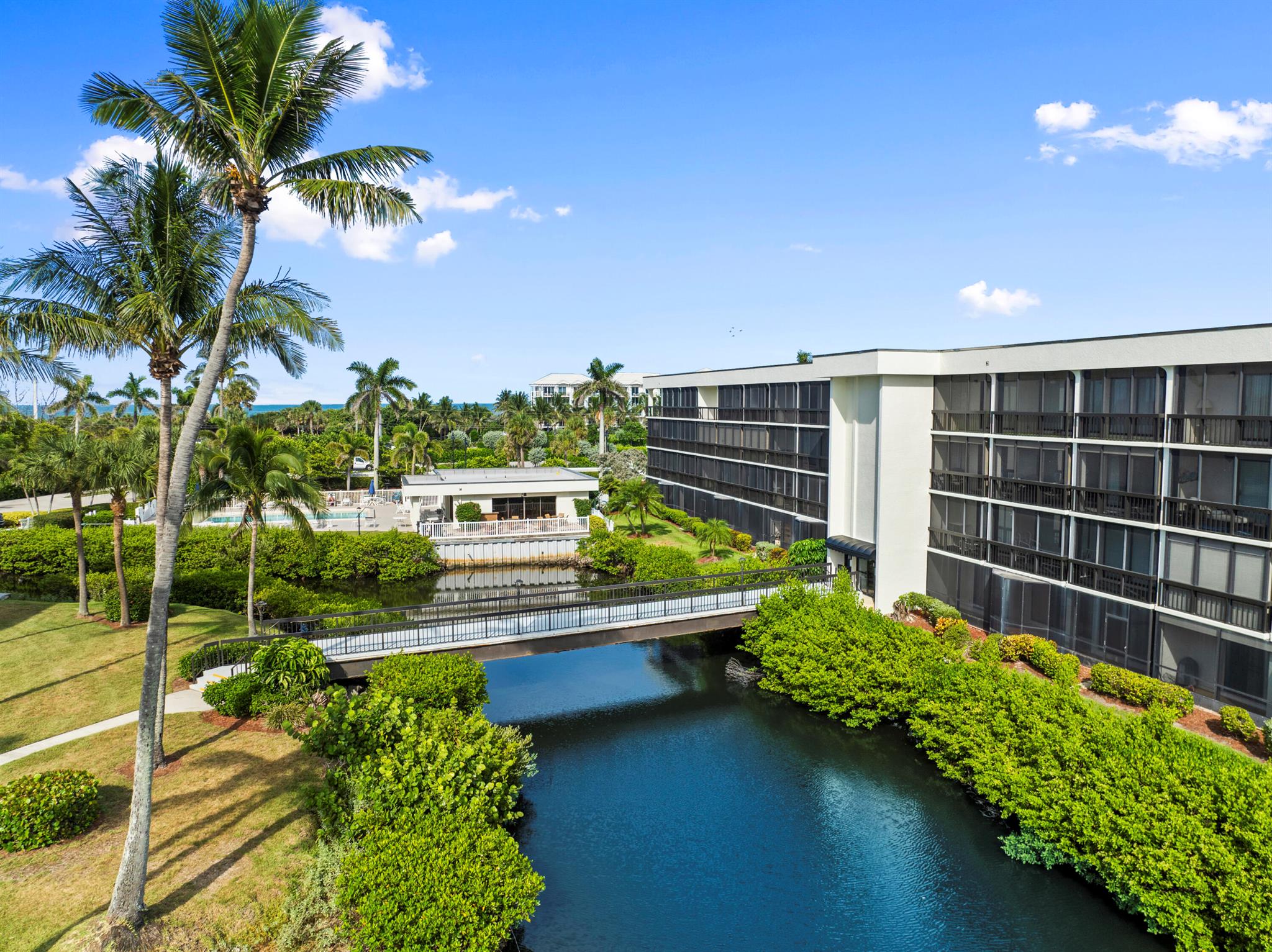 Jensen Beach, Florida 34957, United States, 2 Bedrooms Bedrooms, ,2 BathroomsBathrooms,Residential,Active,207896