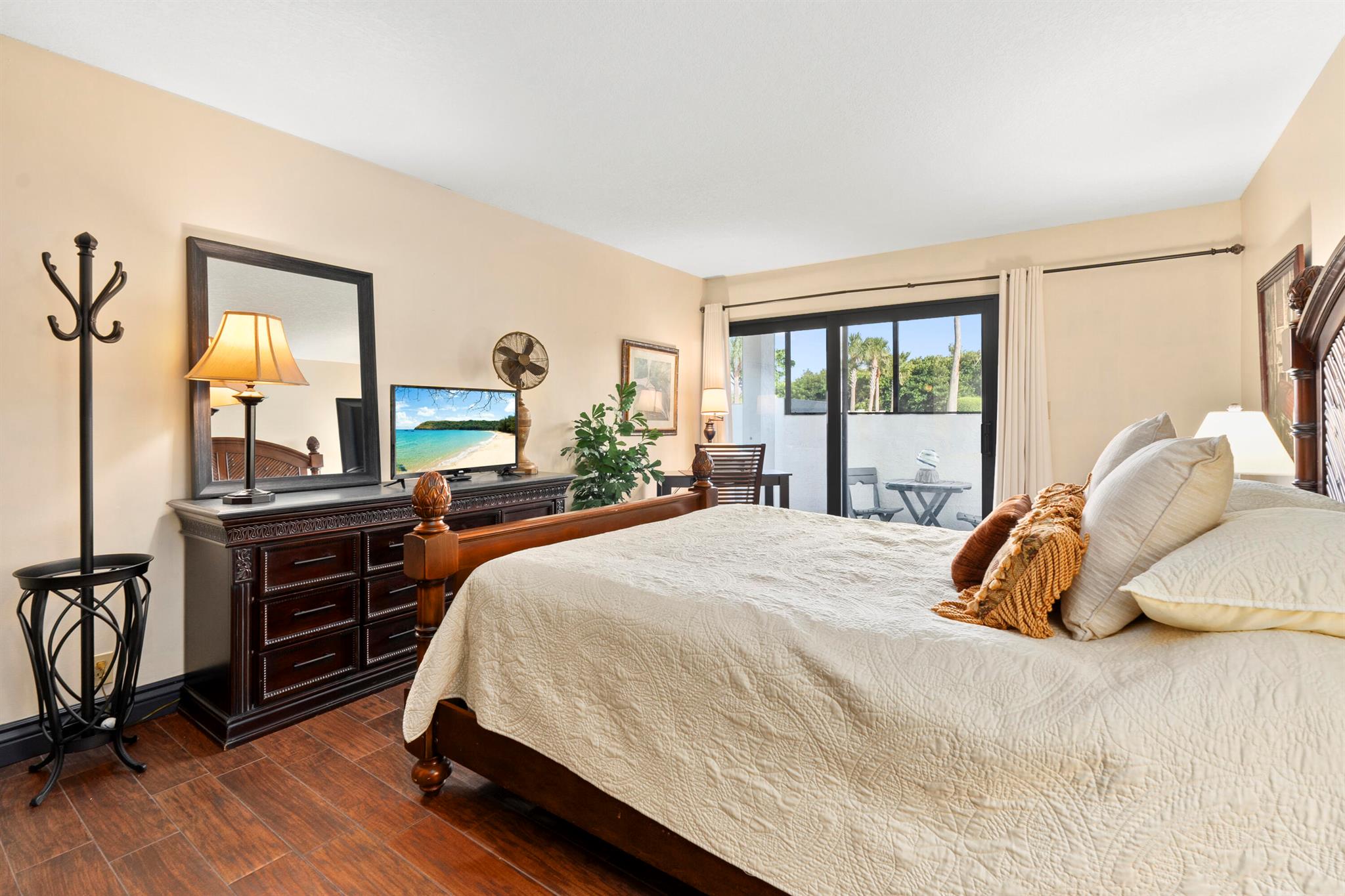 Jensen Beach, Florida 34957, United States, 2 Bedrooms Bedrooms, ,2 BathroomsBathrooms,Residential,Active,207896