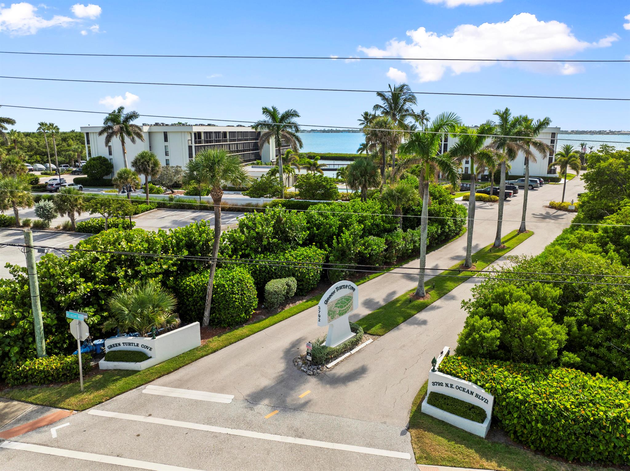 Jensen Beach, Florida 34957, United States, 2 Bedrooms Bedrooms, ,2 BathroomsBathrooms,Residential,Active,207896