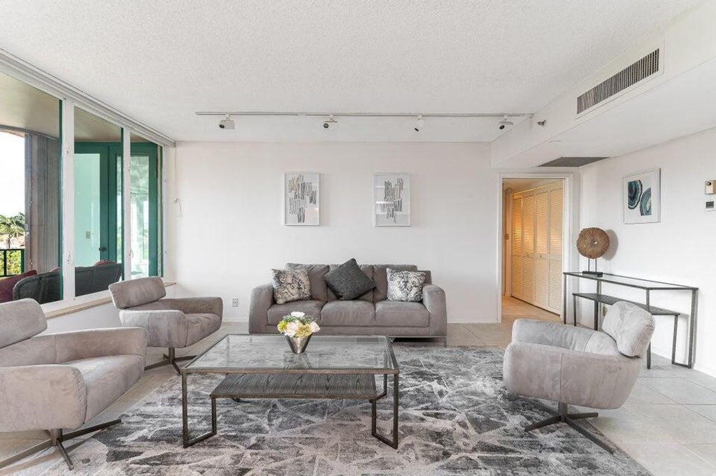 Photo of 120 SE 5th Avenue #Ph22, Boca Raton, FL 33432 (MLS # R11128221)