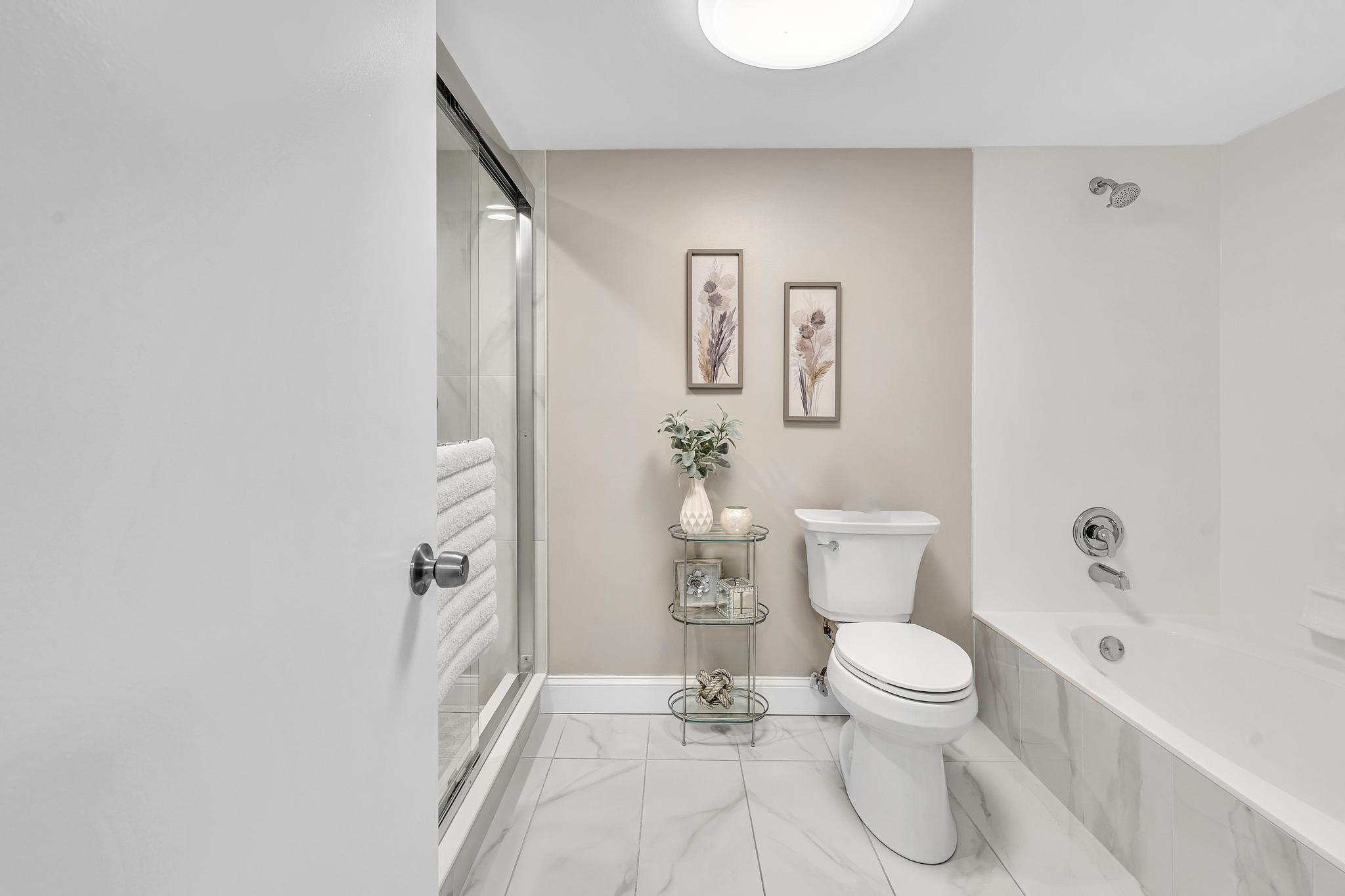 GRANDVIEW AT EMERALD HILLS CONDO - Residential