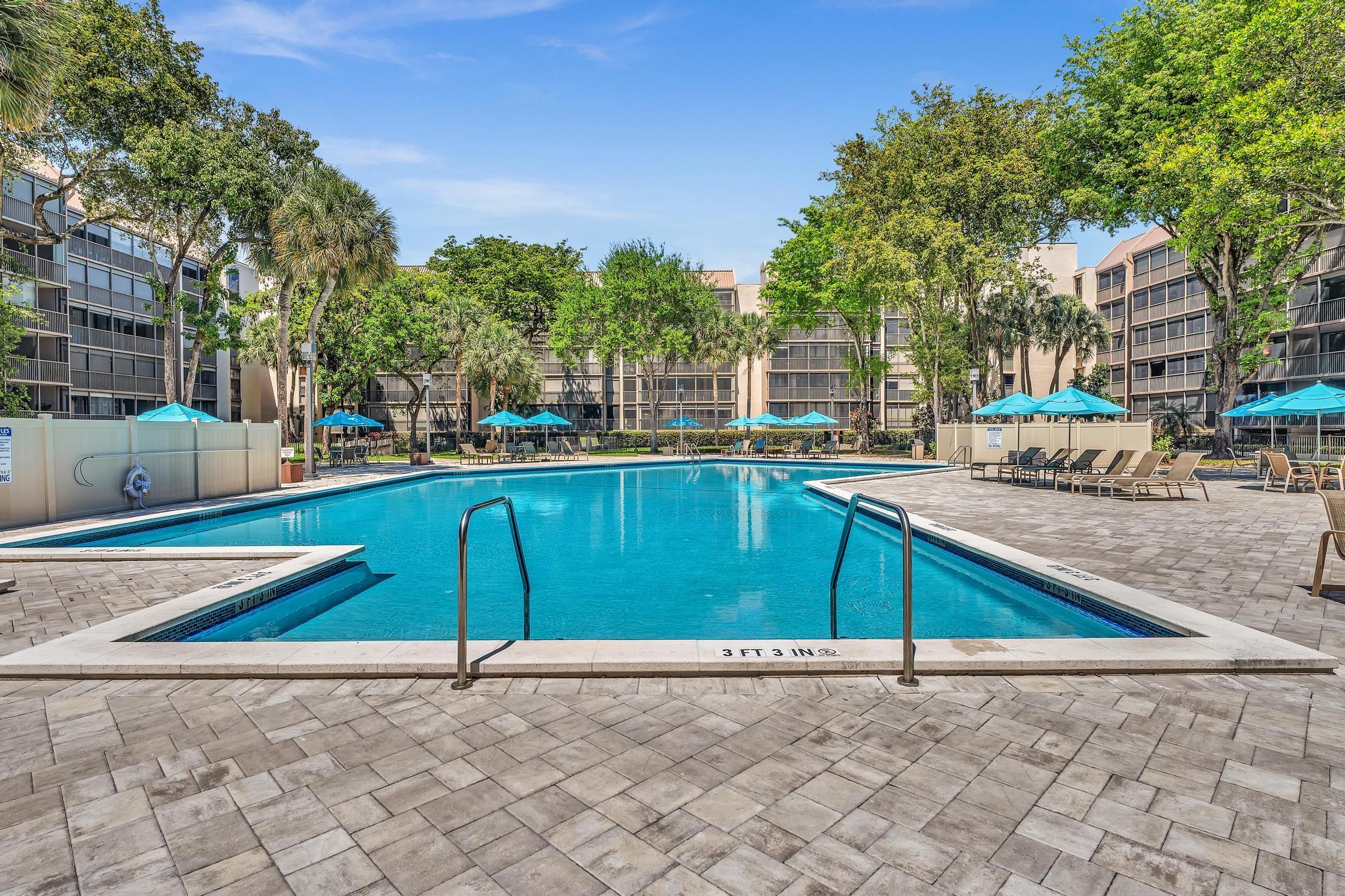 GRANDVIEW AT EMERALD HILLS CONDO - Residential