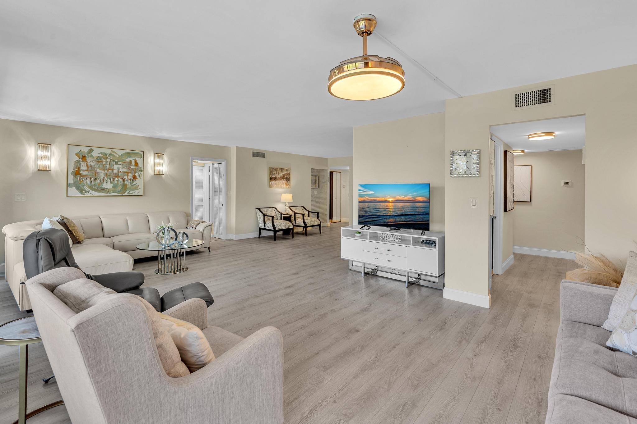 GRANDVIEW AT EMERALD HILLS CONDO - Residential