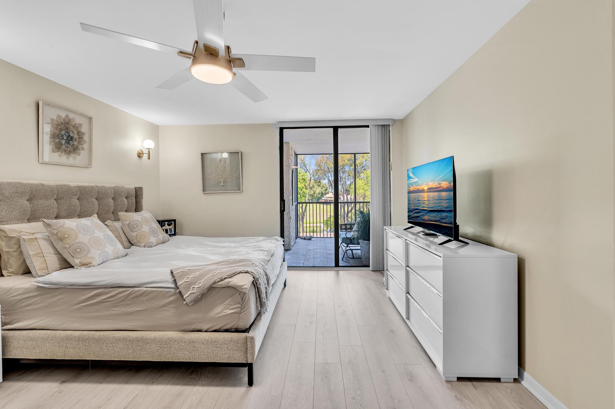 GRANDVIEW AT EMERALD HILLS CONDO - Residential