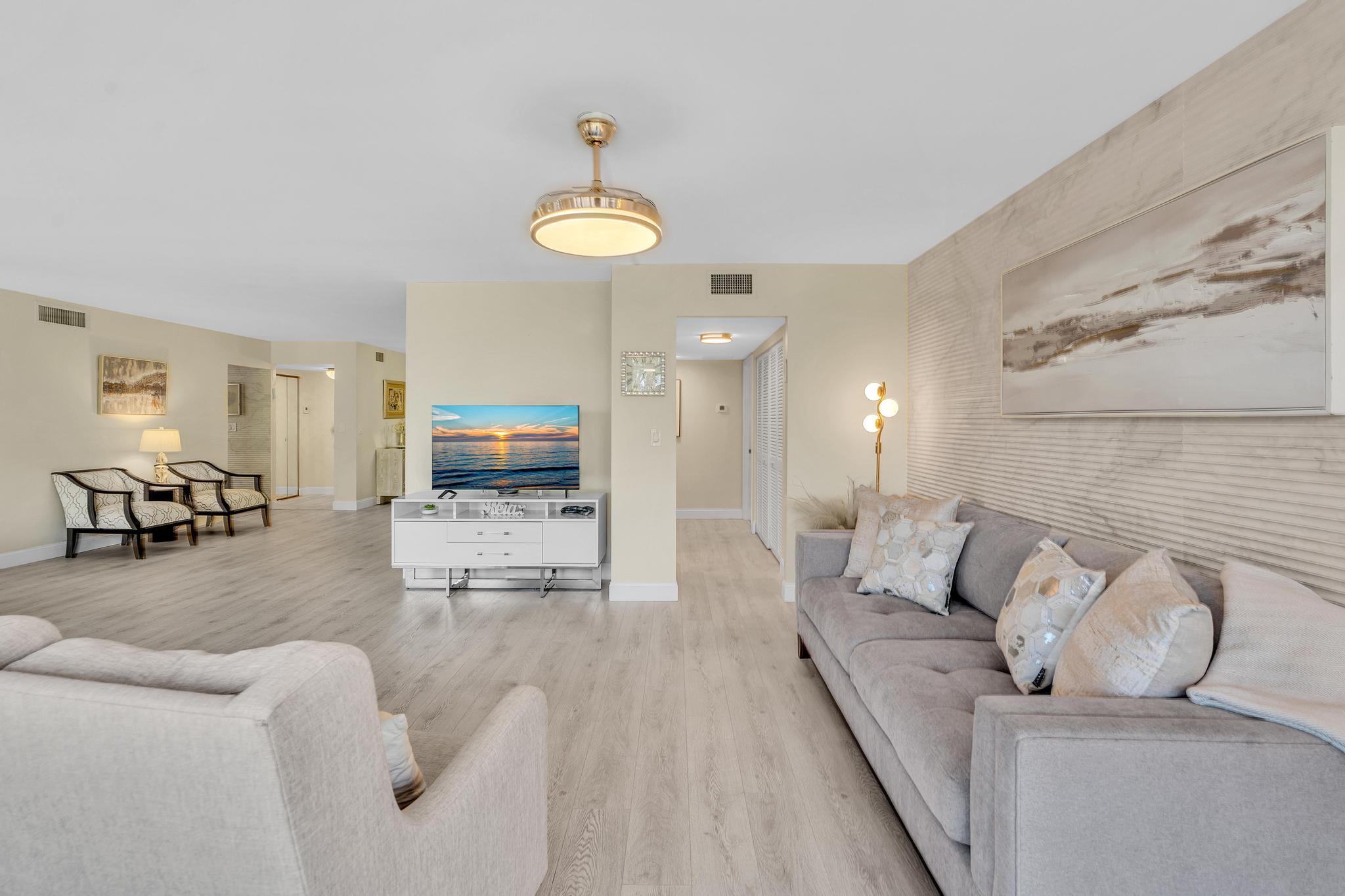 GRANDVIEW AT EMERALD HILLS CONDO - Residential