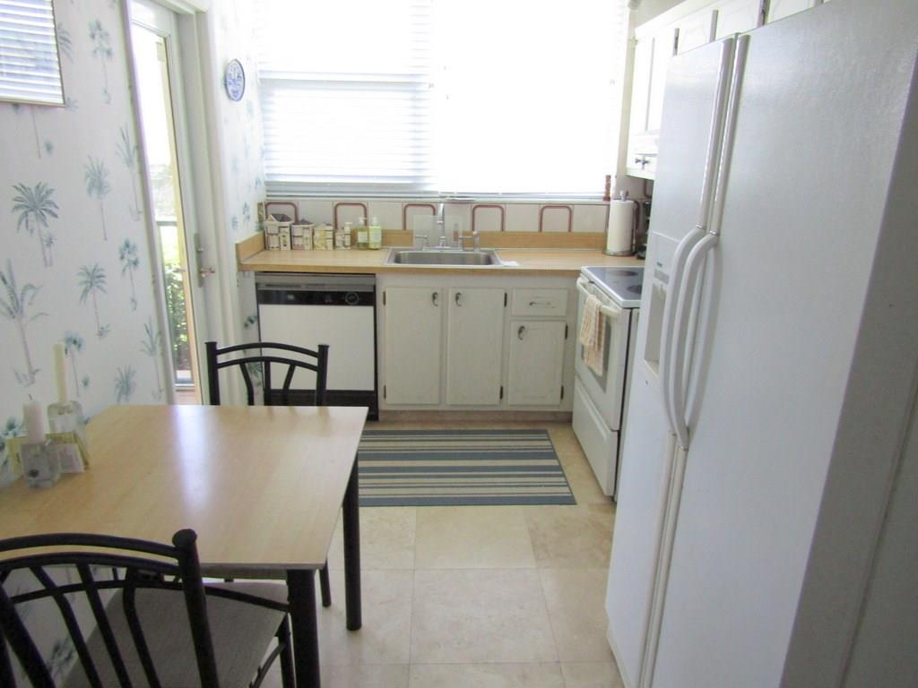 Port De Mer Condo - Residential