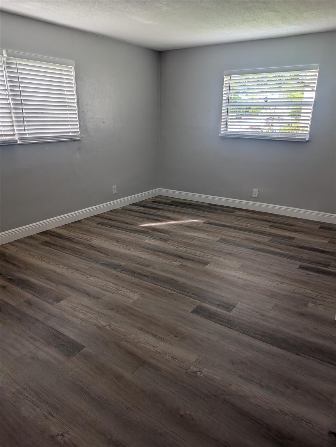 LUSH APARTMENTS - Residential Lease