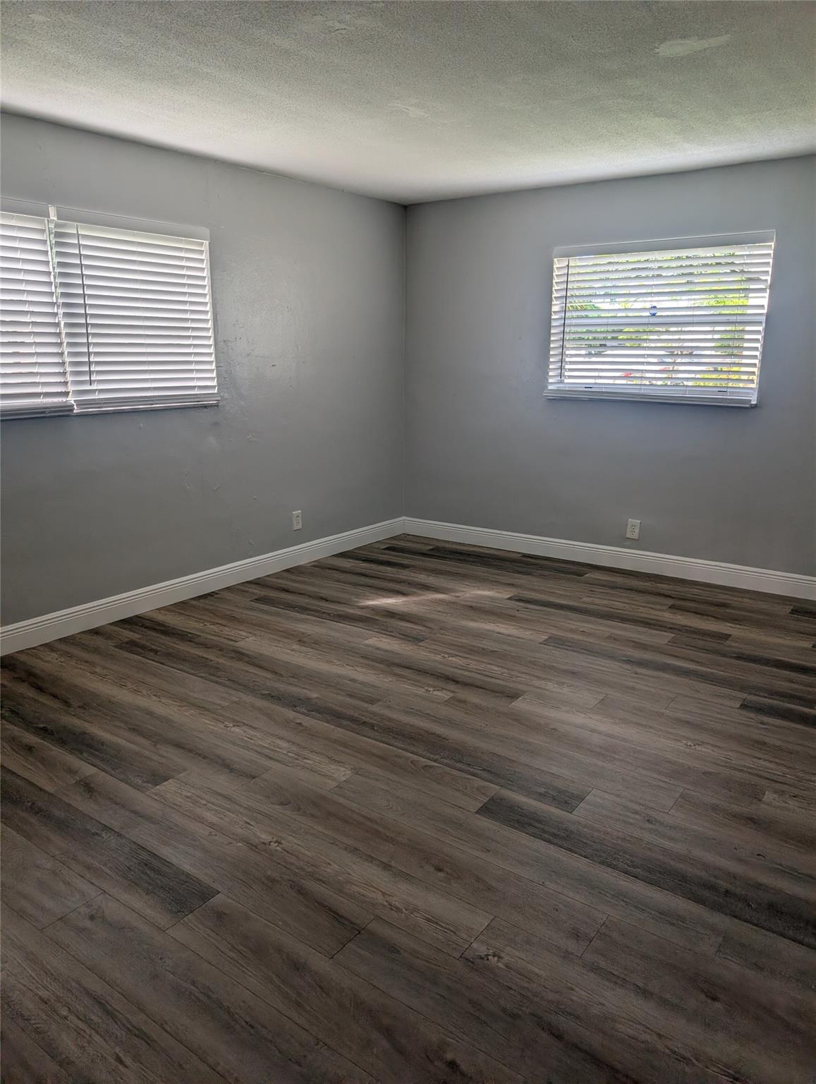 LUSH APARTMENTS - Residential Lease