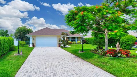 A home in Hutchinson Island