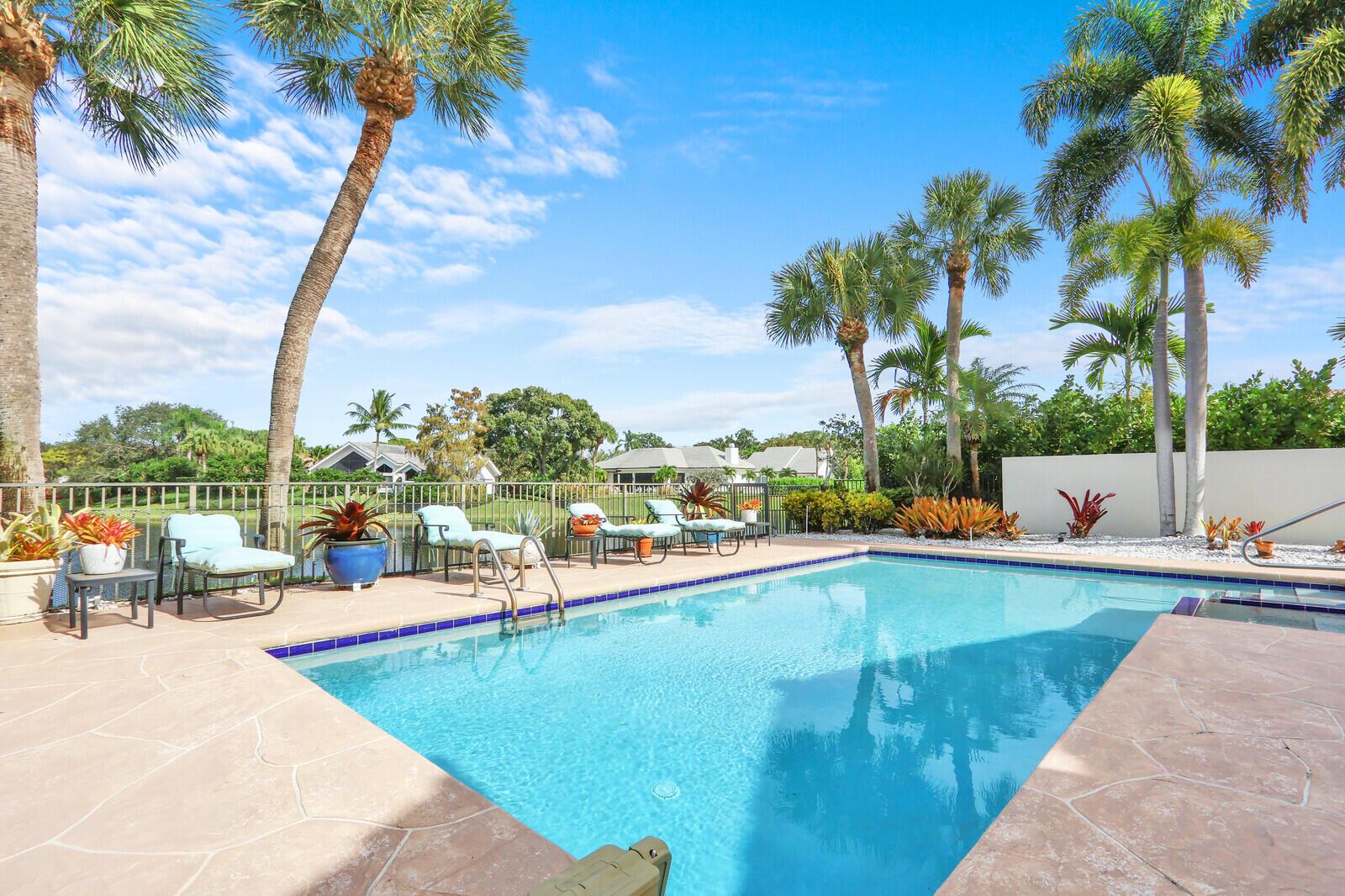 FRENCHMANS CREEK - Residential