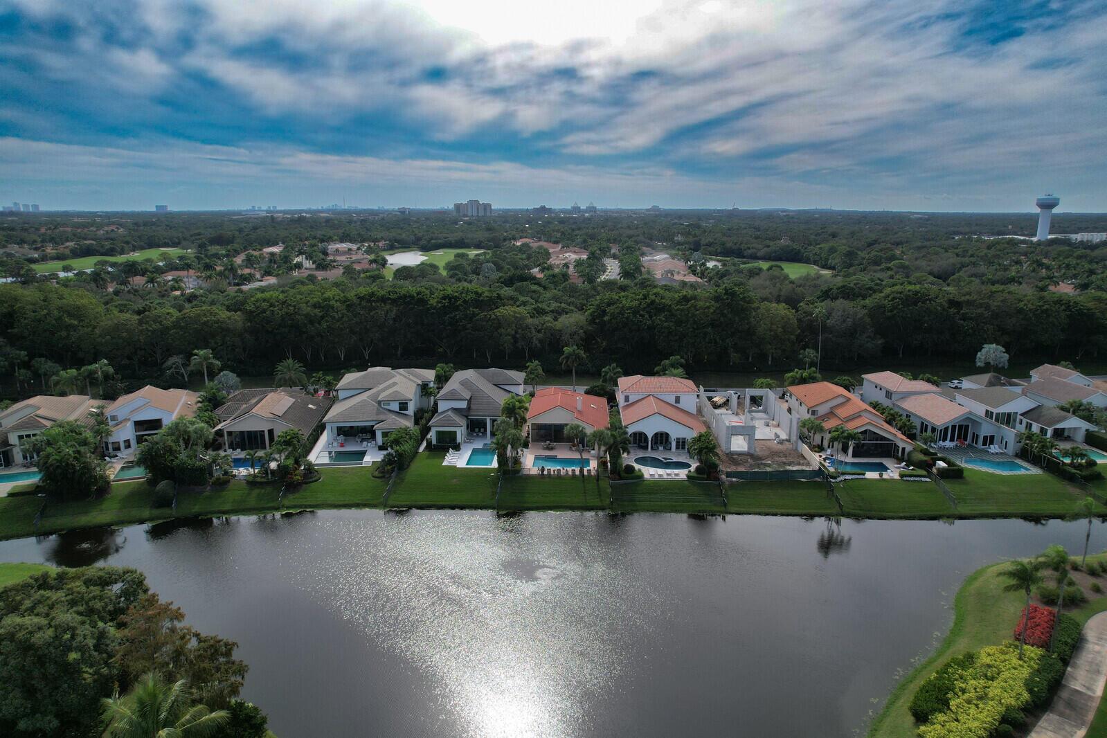 FRENCHMANS CREEK - Residential